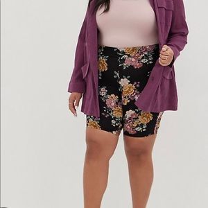 TORRID BIKE SHORT FLORAL BLACK SIZE 1X